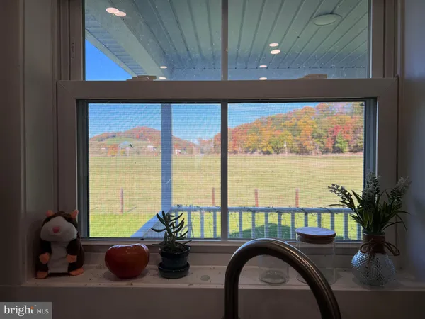 $299,900 | 99 East Creek Run Loop, Fort Ashby, WV 26719