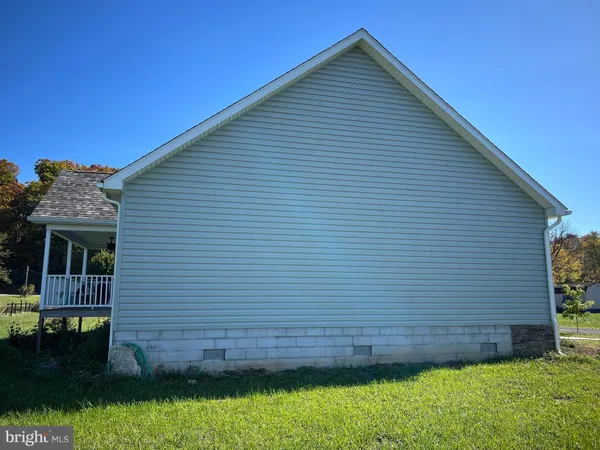 $299,900 | 99 East Creek Run Loop, Fort Ashby, WV 26719