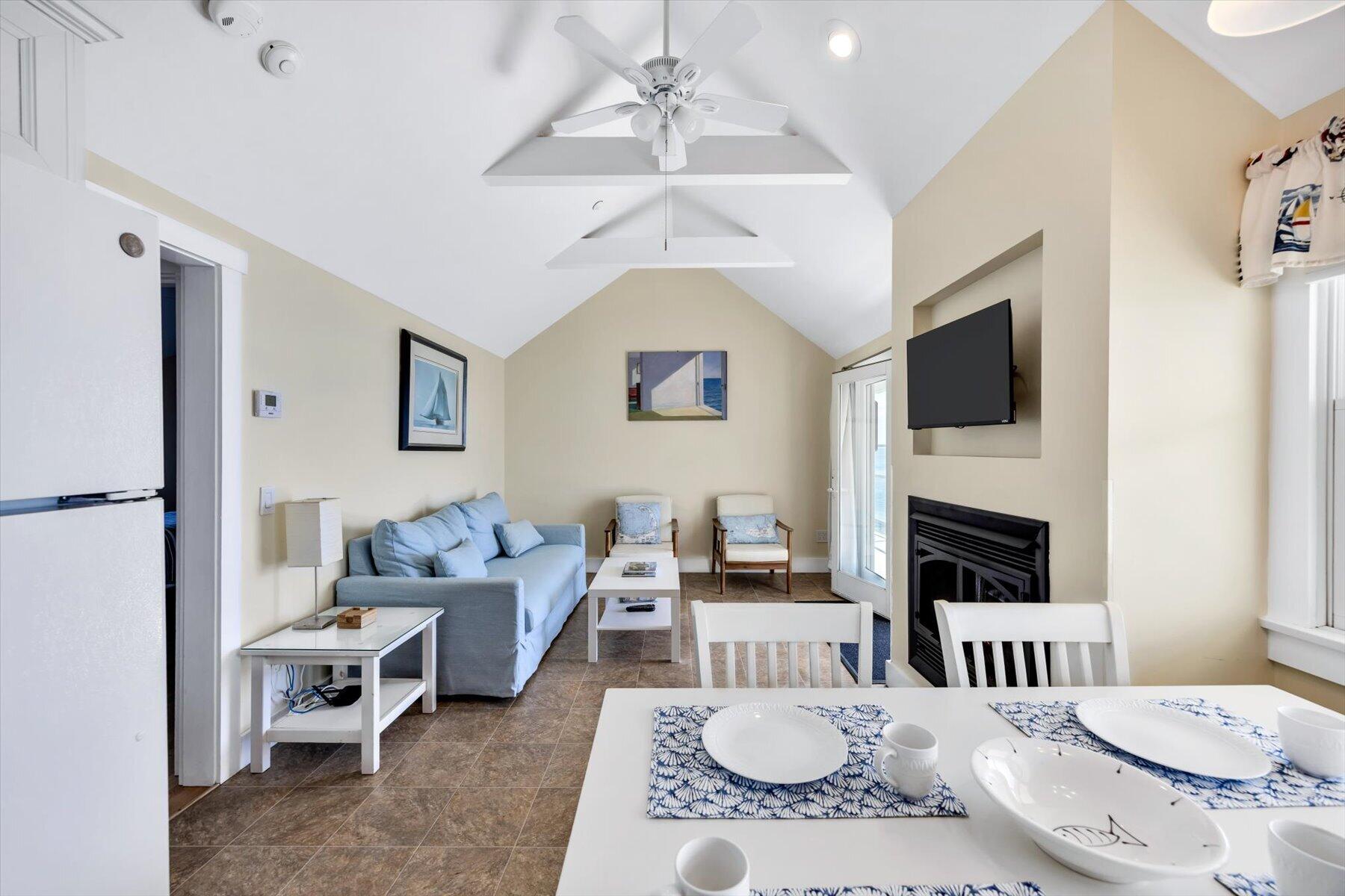 496 Shore Road, Unit 16 Truro, MA 02666 - Photo 3 of 16 09-889A0980