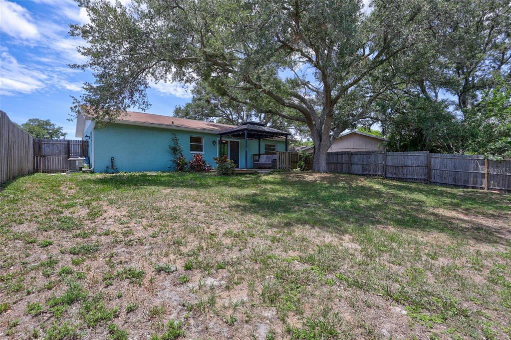 504 7th Street Southeast Largo, FL 33771 - Photo 27 of 29