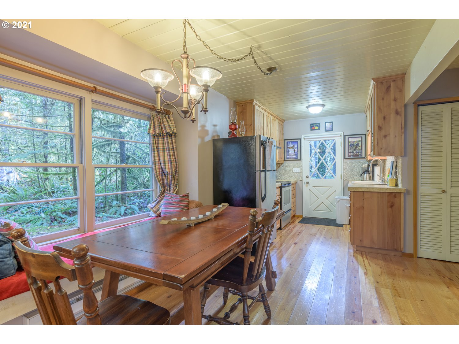 72230 East Faubion Loop Rhododendron, OR 97049 - Photo 11 of 25 Gallery Image 11