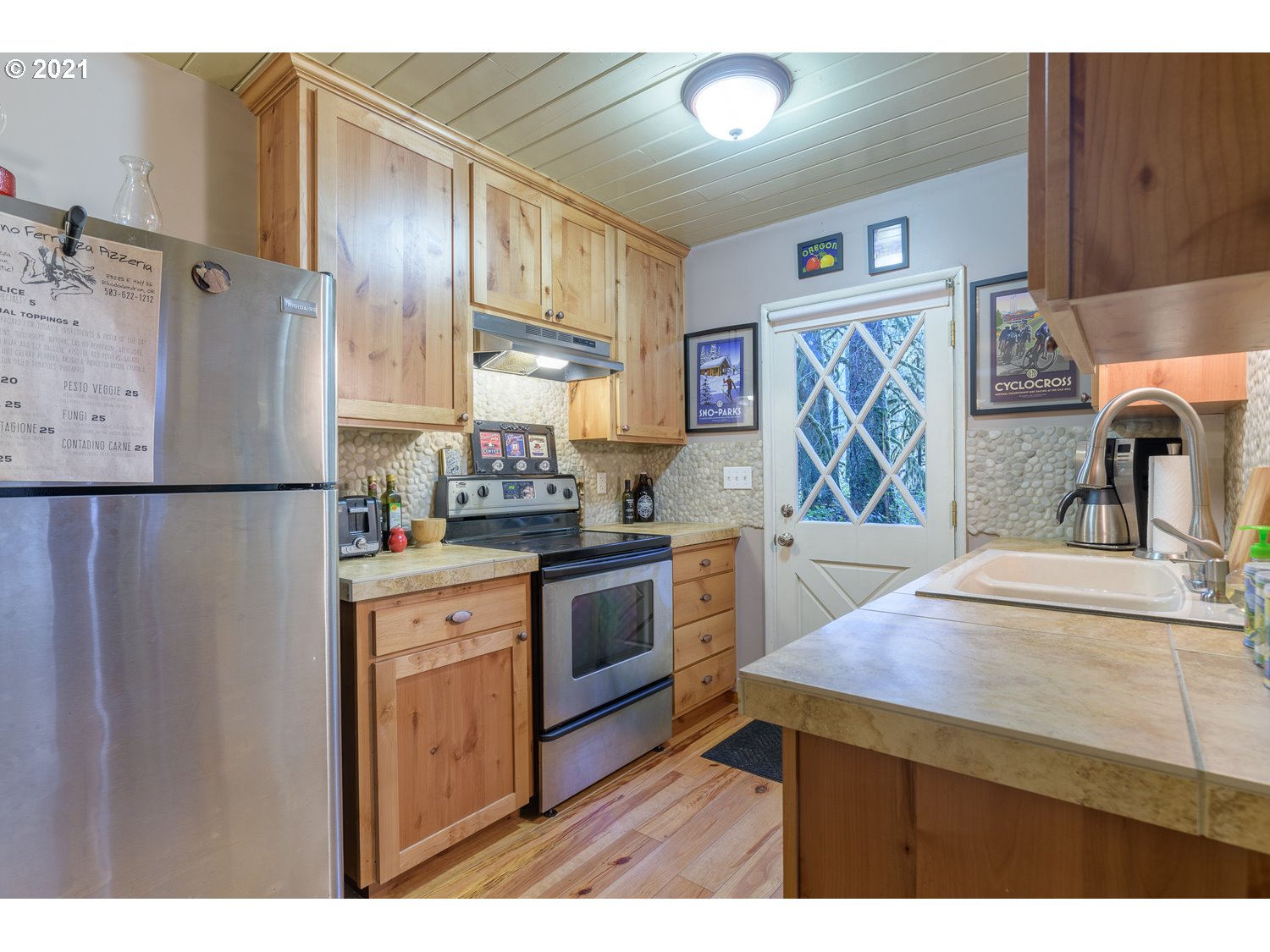72230 East Faubion Loop Rhododendron, OR 97049 - Photo 12 of 25 Gallery Image 12