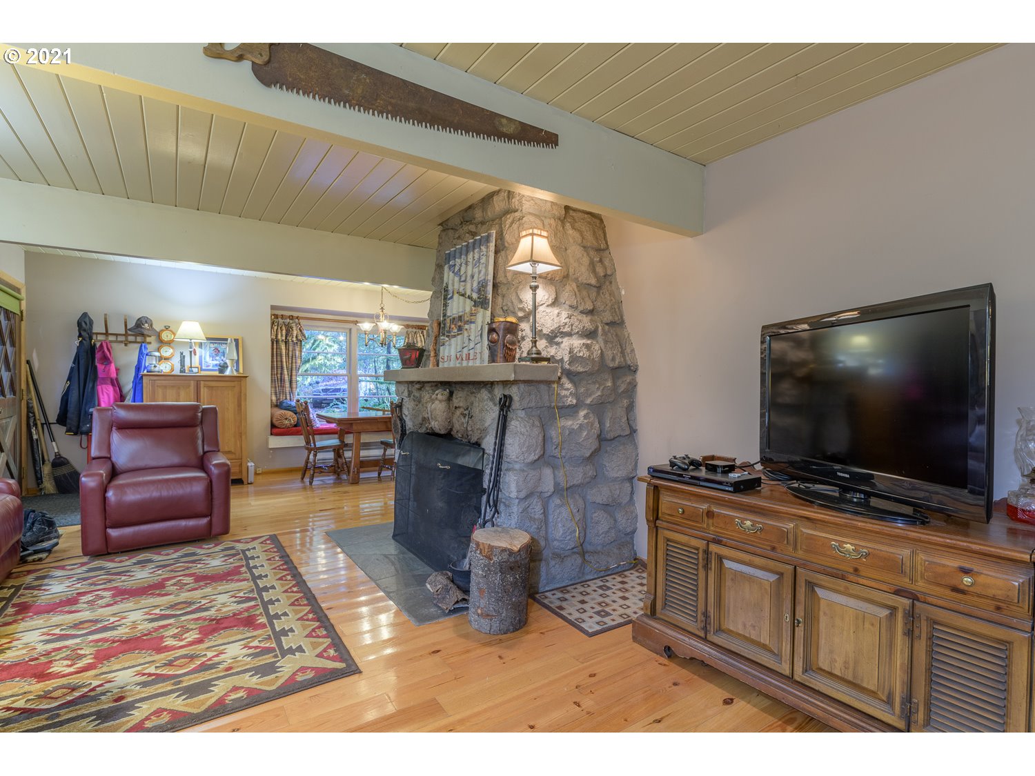 72230 East Faubion Loop Rhododendron, OR 97049 - Photo 8 of 25 Gallery Image 8