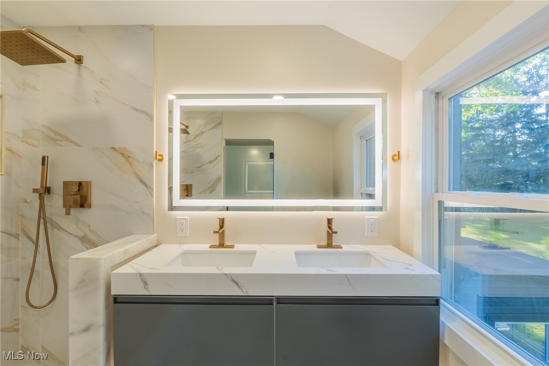 5108 East Farnhurst Road Cleveland, OH 44124 - Photo 24 of 43 Gallery Image 24