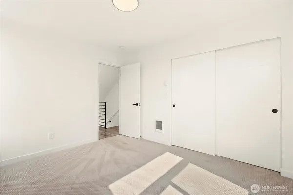 $680,000 | 947 Northwest 56th Street, Seattle, WA 98107