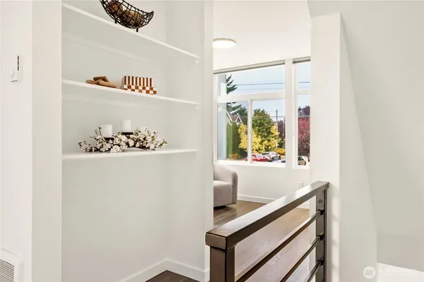 $680,000 | 947 Northwest 56th Street, Seattle, WA 98107