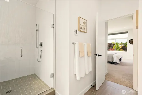 $680,000 | 947 Northwest 56th Street, Seattle, WA 98107