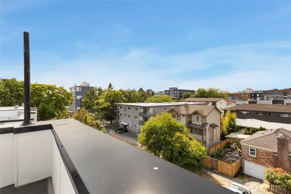 $680,000 | 947 Northwest 56th Street, Seattle, WA 98107