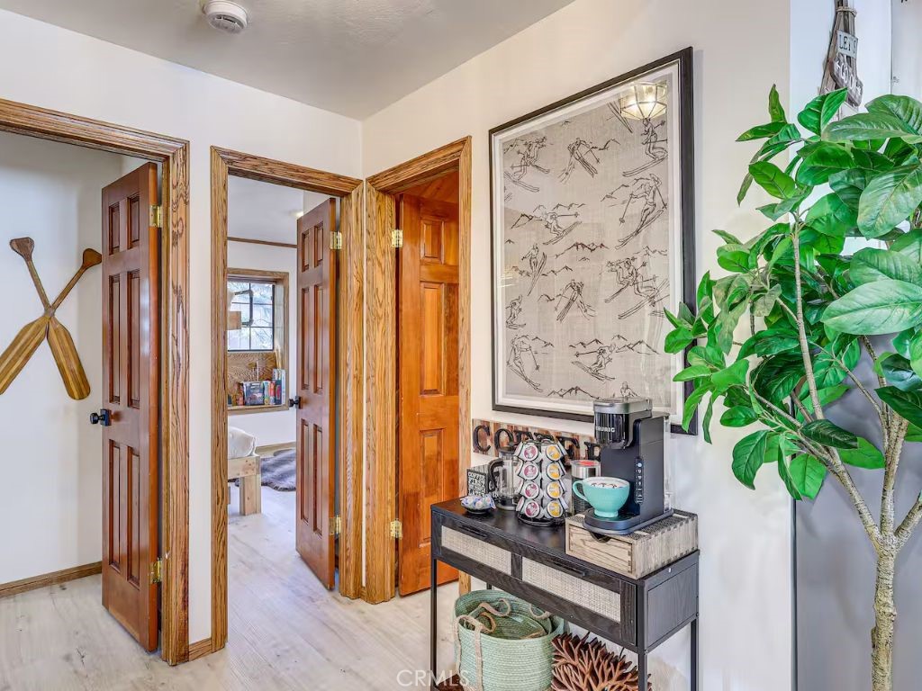 452 Orange Sugarloaf, CA 92386 - Photo 14 of 29 a room with furniture and a potted plant