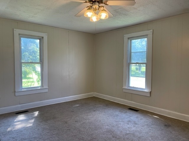301 Bennett Street Decherd, TN 37324 - Photo 11 of 35 an empty room with a window