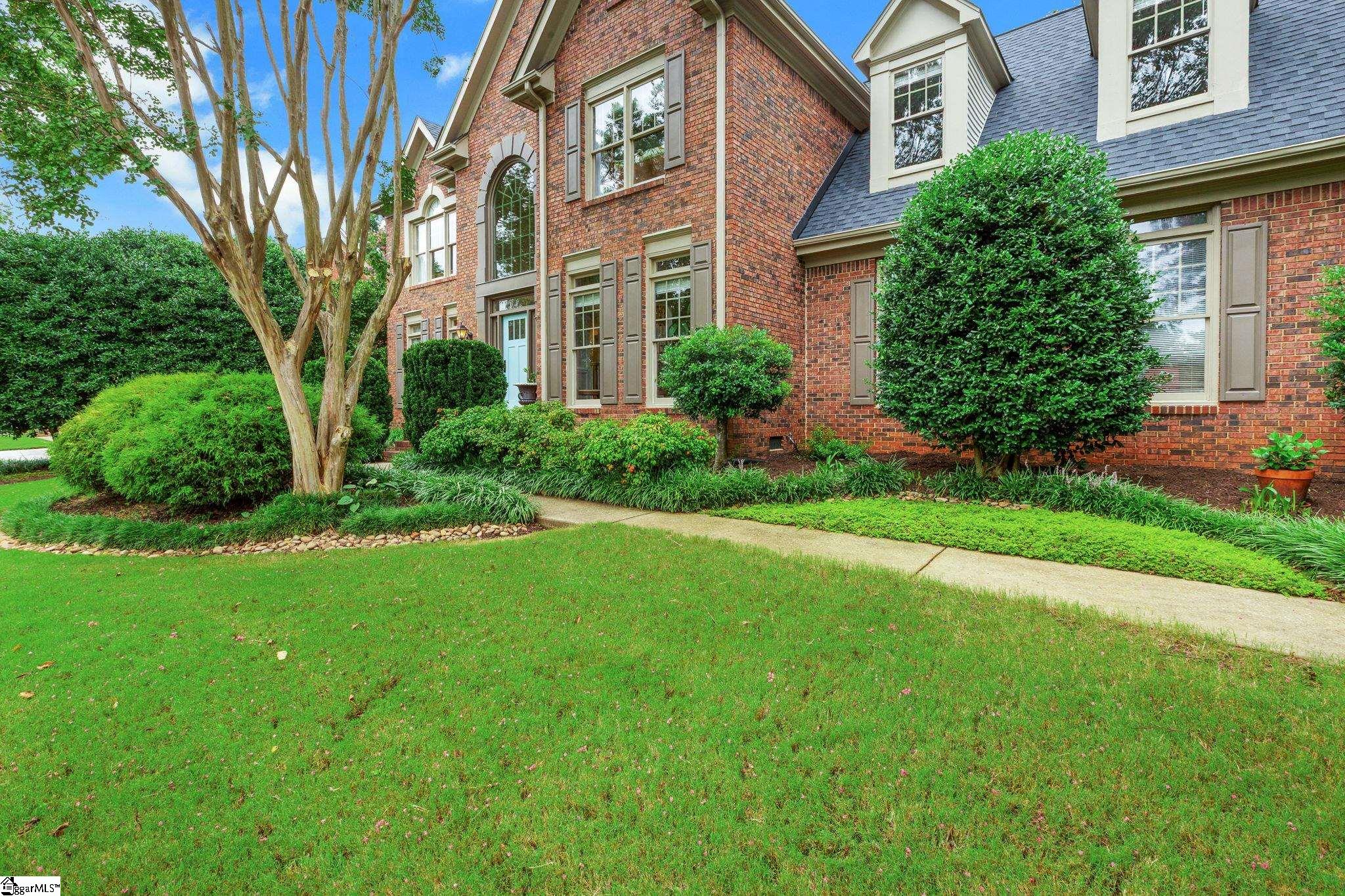 20 English Oak Road Simpsonville, SC 29681 - Photo 2 of 32 Gallery Image 2