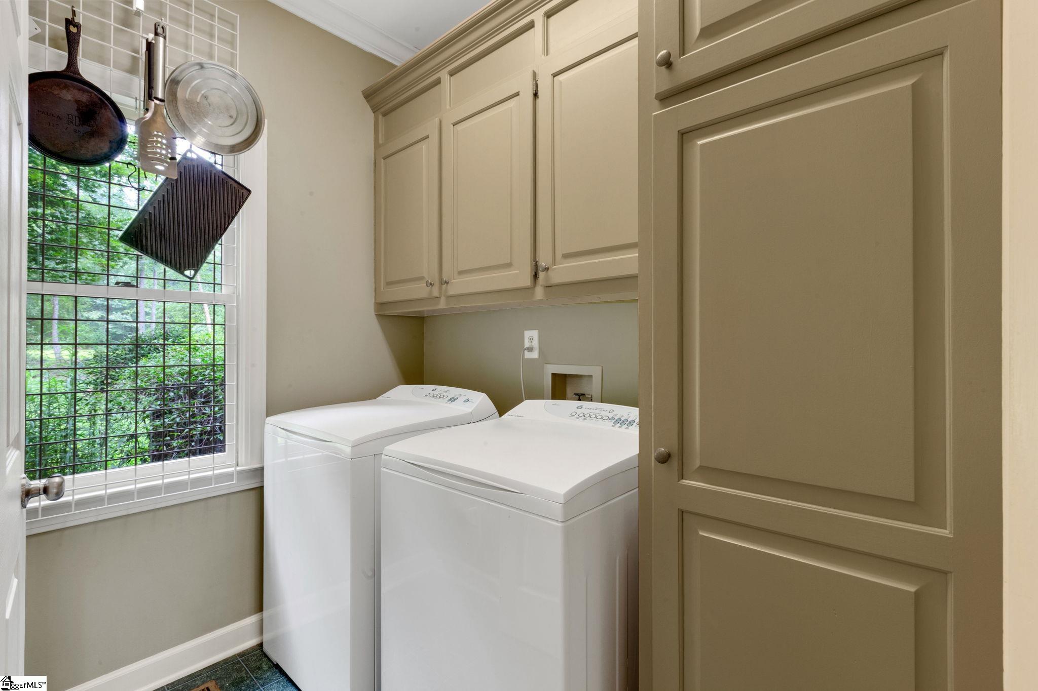 20 English Oak Road Simpsonville, SC 29681 - Photo 10 of 32 Gallery Image 10