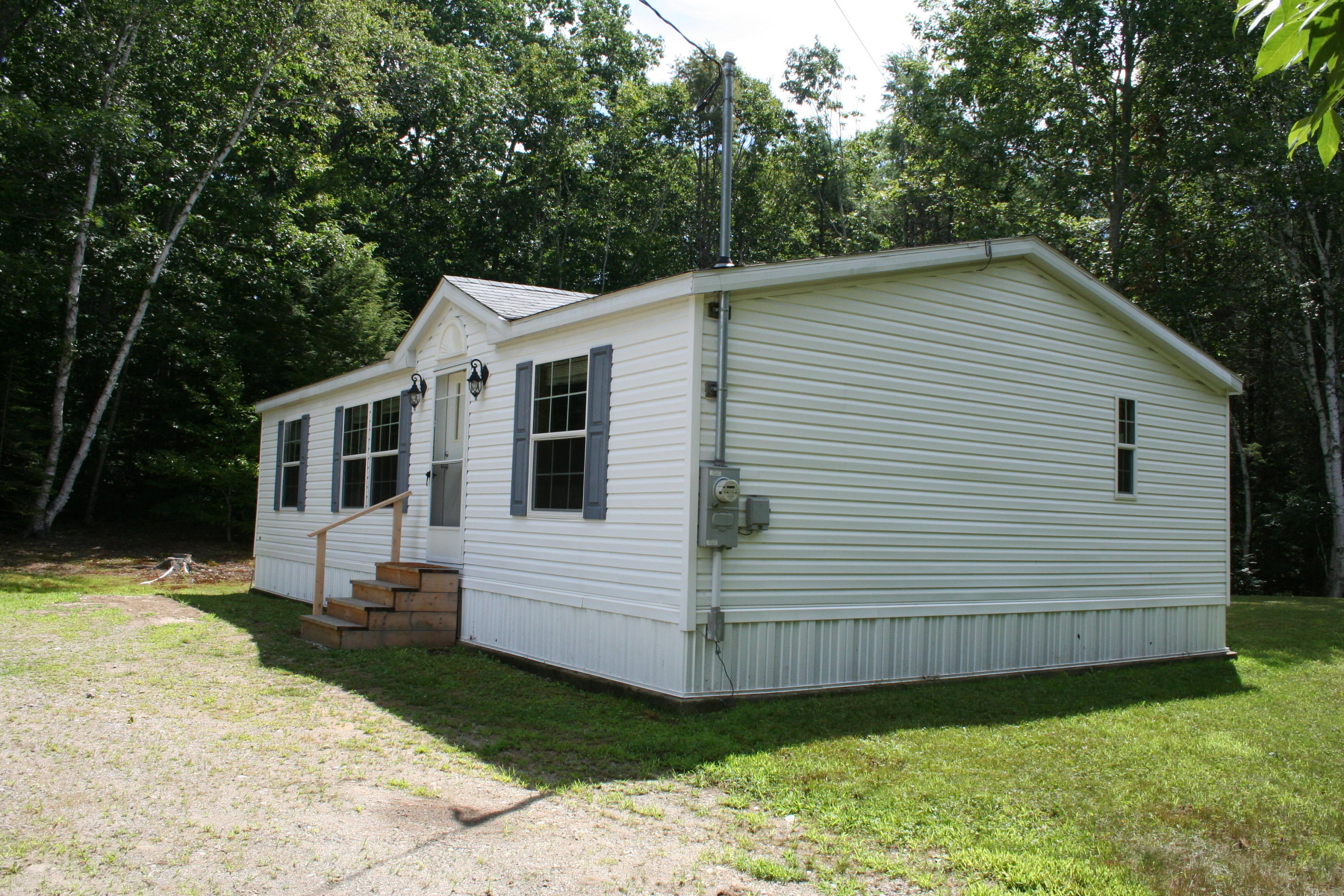 126 Graylock Road Warren, ME 04864 - Photo 2 of 27 126 Graylock Road Warren