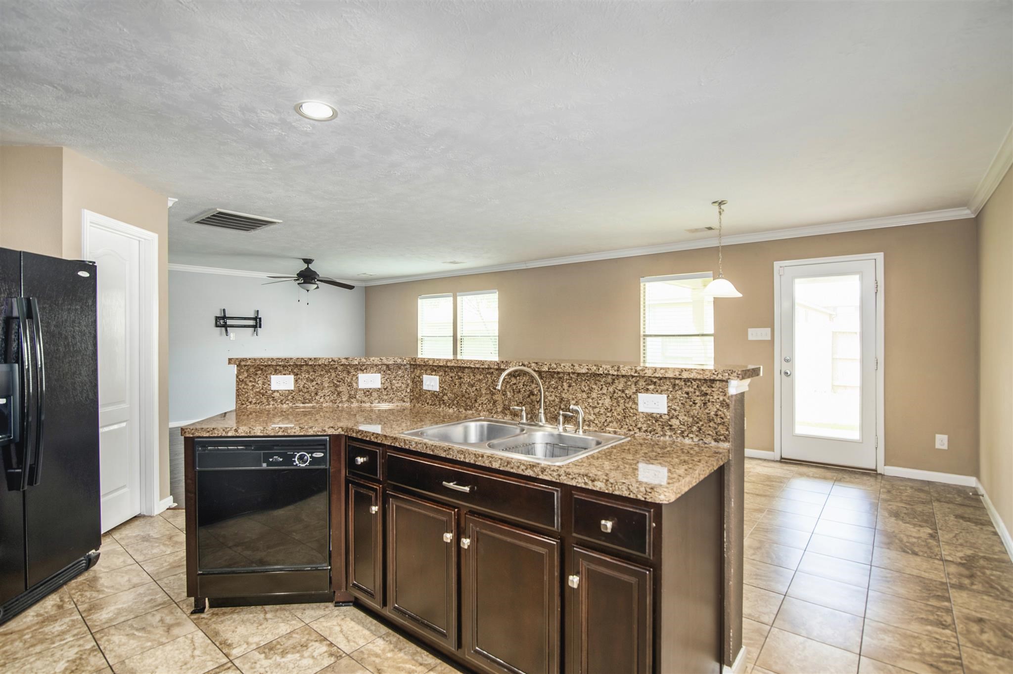 10447 Harbor Canyon Drive Humble, TX 77396 - Photo 12 of 30