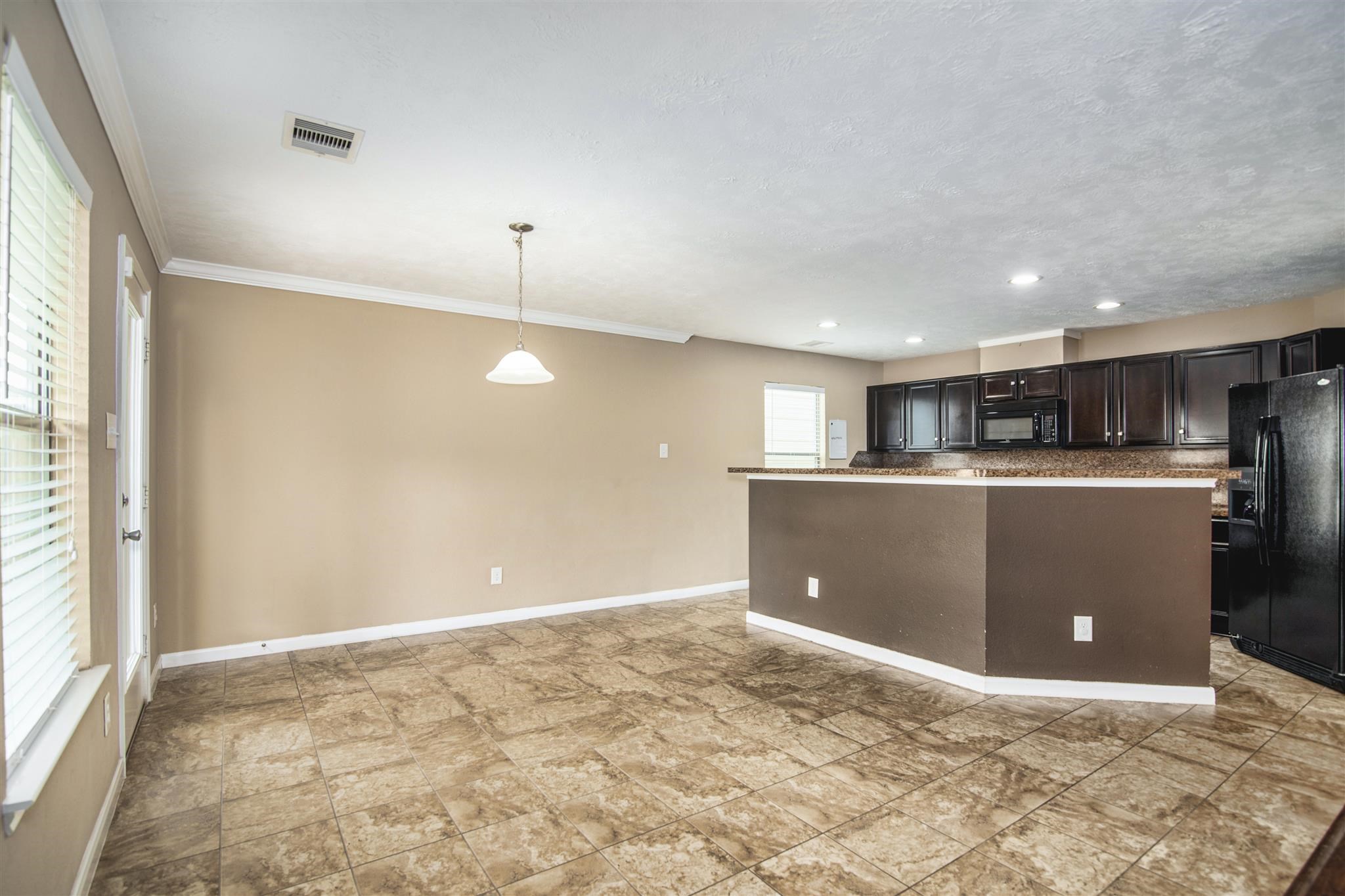 10447 Harbor Canyon Drive Humble, TX 77396 - Photo 3 of 30