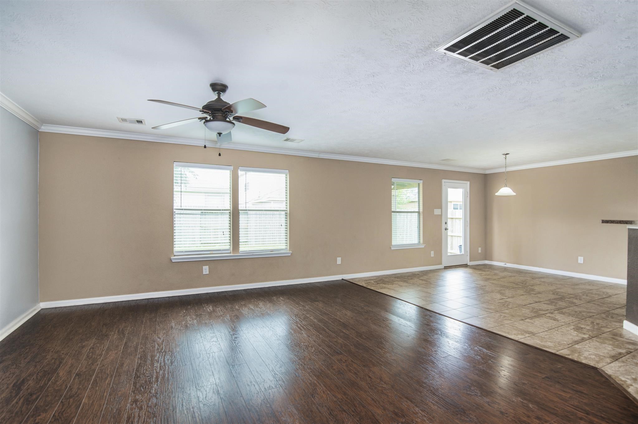 10447 Harbor Canyon Drive Humble, TX 77396 - Photo 4 of 30