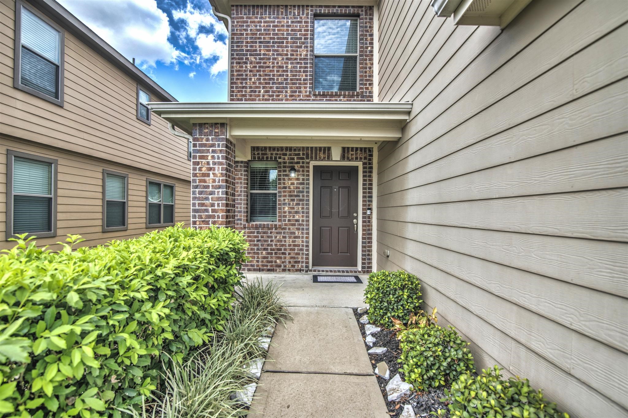 10447 Harbor Canyon Drive Humble, TX 77396 - Photo 7 of 30