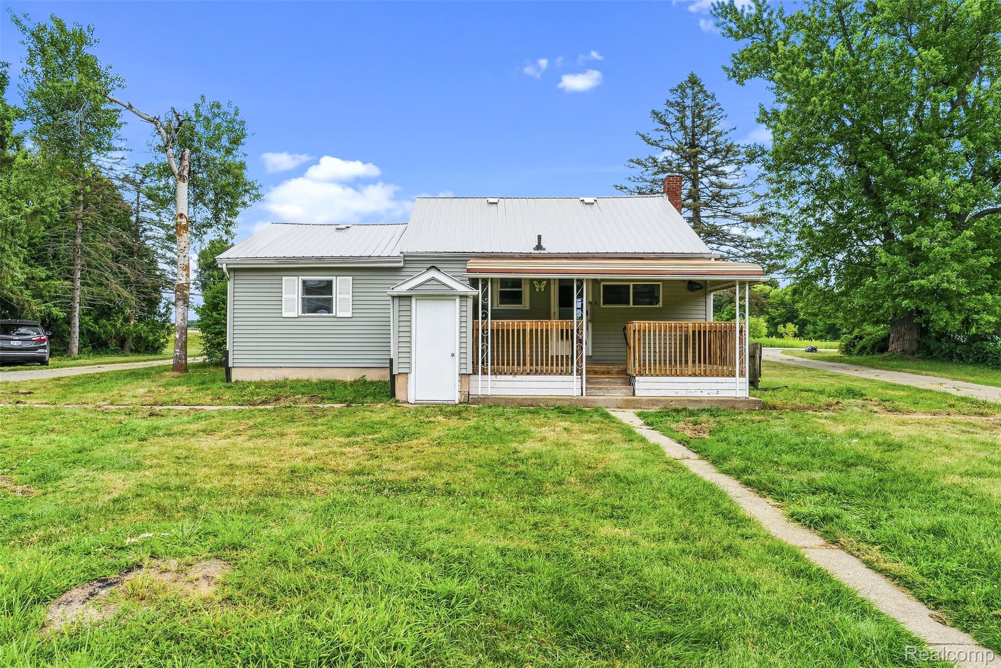 6163 North State Road Davison, MI 48423 - Photo 32 of 45 32_dsc01545.jpg