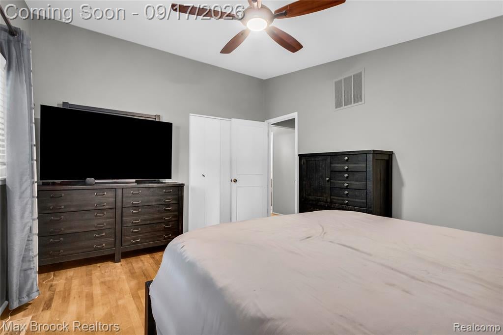 1752 Middle Trail Road Walled Lake, MI 48390 - Photo 19 of 33 Gallery Image 19