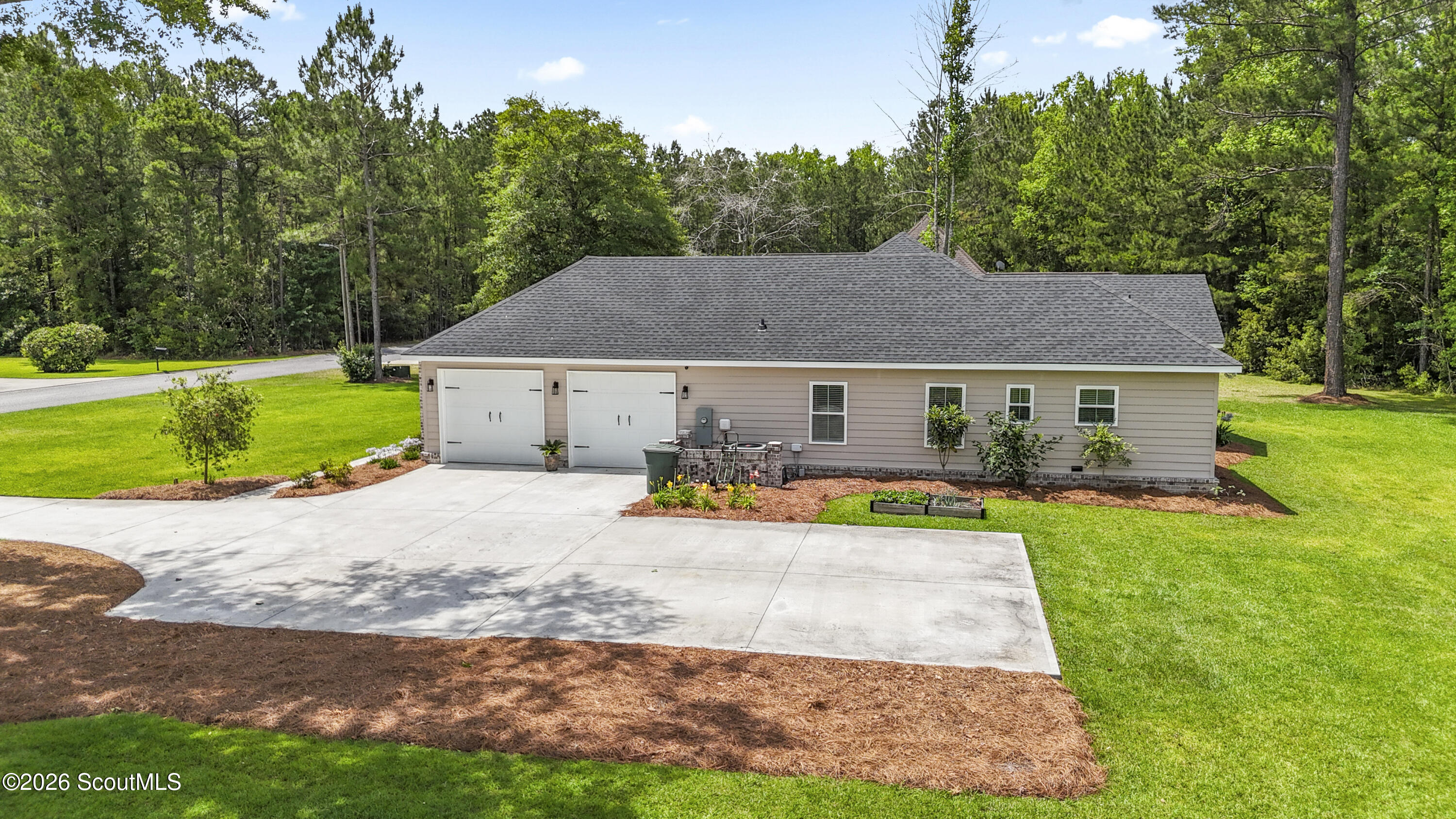 113 Rugglestone Drive Jesup, GA 31546 - Photo 10 of 35