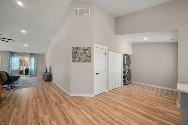 $250,000 | 1530 Nowlin Avenue, Unit 202, Lawrenceburg, IN 47025