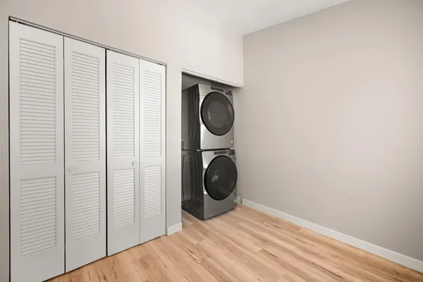 $250,000 | 1530 Nowlin Avenue, Unit 202, Lawrenceburg, IN 47025