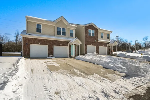 $250,000 | 1530 Nowlin Avenue, Unit 202, Lawrenceburg, IN 47025