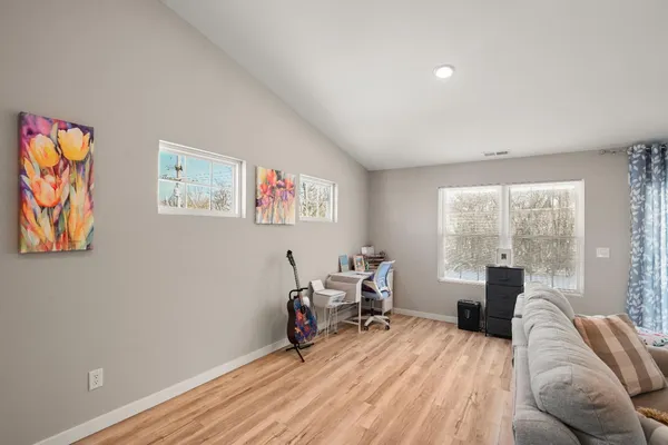 $250,000 | 1530 Nowlin Avenue, Unit 202, Lawrenceburg, IN 47025