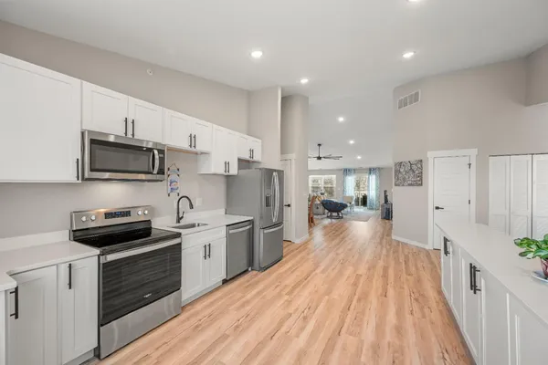 $250,000 | 1530 Nowlin Avenue, Unit 202, Lawrenceburg, IN 47025