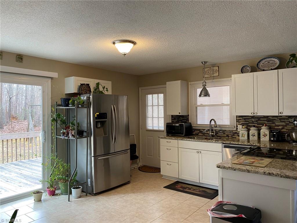 391 Briggs Road Lexington, NC 27292 - Photo 5 of 11 Gallery Image 5