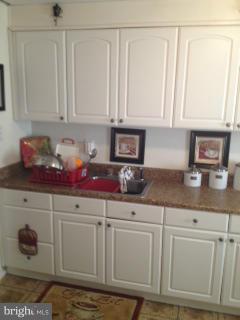 5660 Whitby Road Baltimore, MD 21206 - Photo 7 of 18 Kitchen