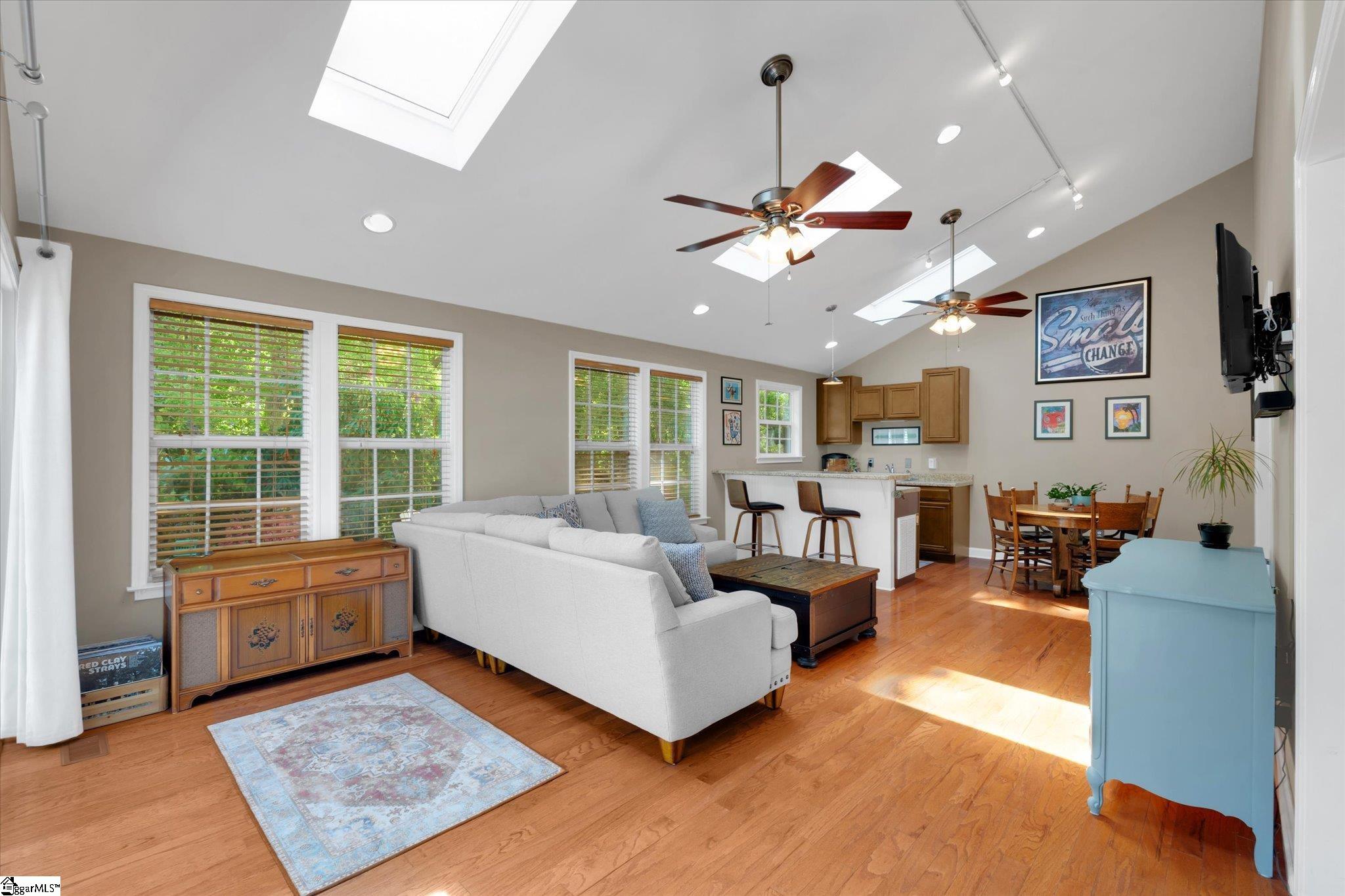205 Spring Lake Loop Simpsonville, SC 29681 - Photo 21 of 47