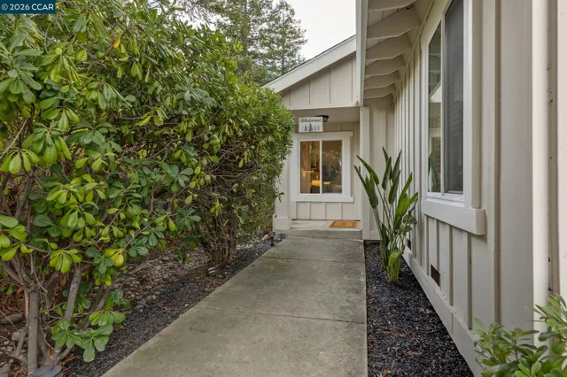 $1,298,000 | 53 Paso Nogal Court, Pleasant Hill, CA 94523