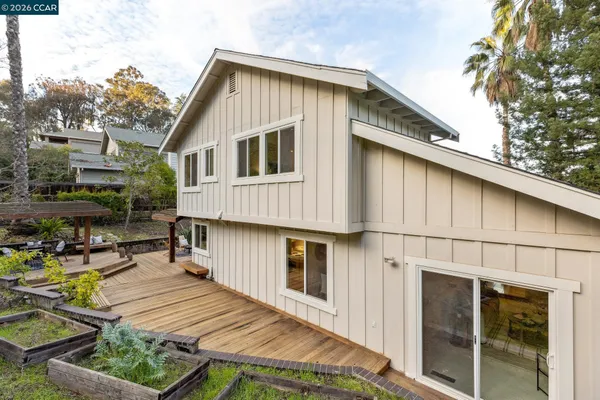 $1,215,000 | 53 Paso Nogal Court, Pleasant Hill, CA 94523