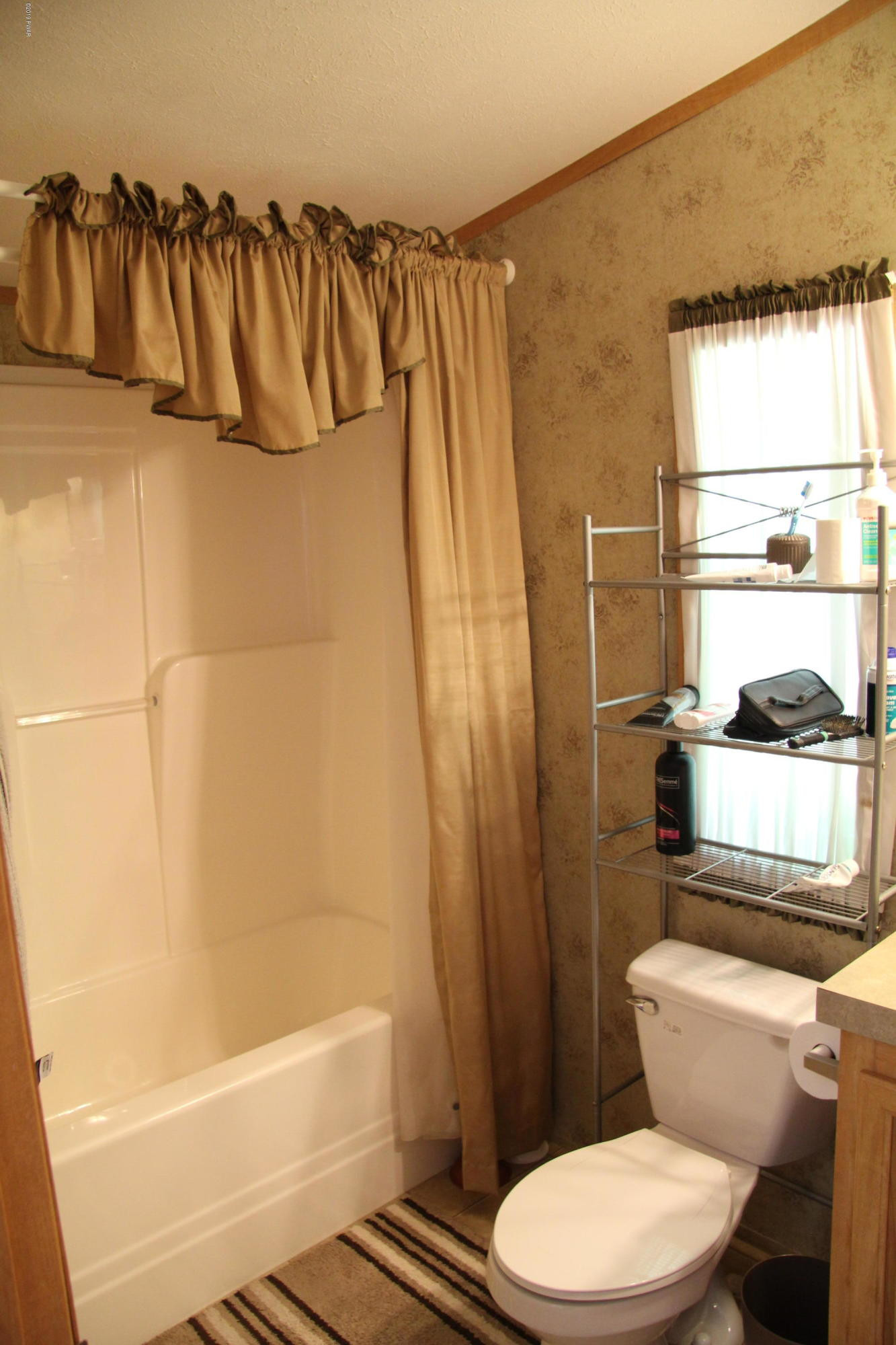 507 Duck Harbor Road Equinunk, PA 18417 - Photo 9 of 23 Master Bath