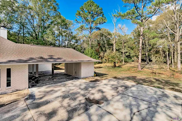 $395,000 | 12833 Port Hudson-Pride Road, Zachary, LA 70791