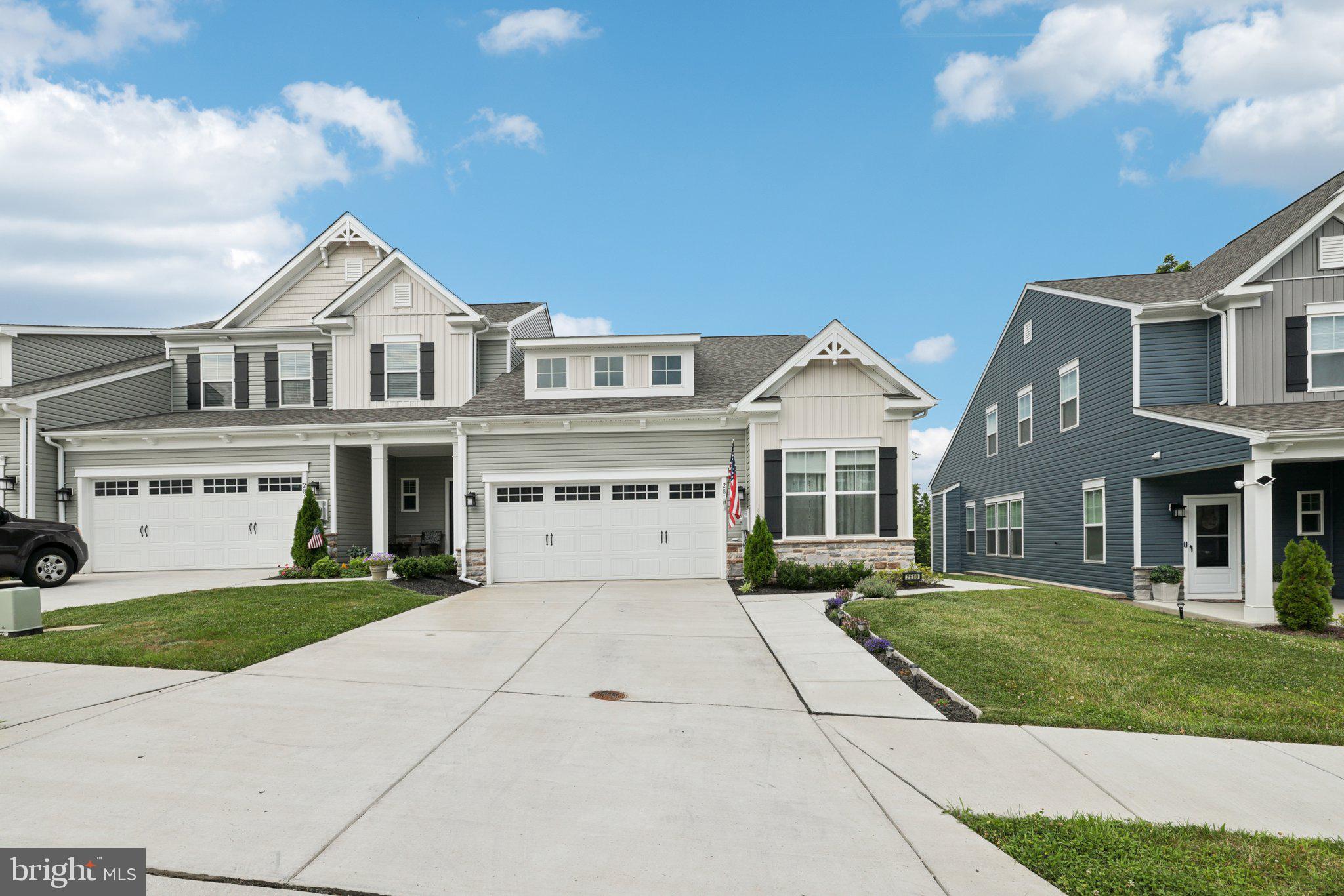 2810 Town View Circle New Windsor, MD 21776 - Photo 15 of 40 No steps from garage to entry