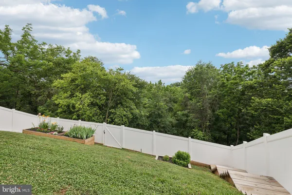 $429,000 | 2810 Town View Circle, New Windsor, MD 21776