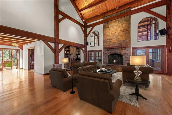$1,995,000 | 236 Steeplechase Road, Barrington Hills, IL 60010