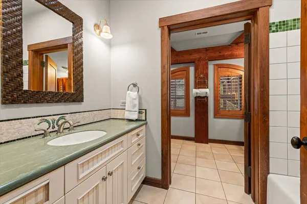 $1,995,000 | 236 Steeplechase Road, Barrington Hills, IL 60010
