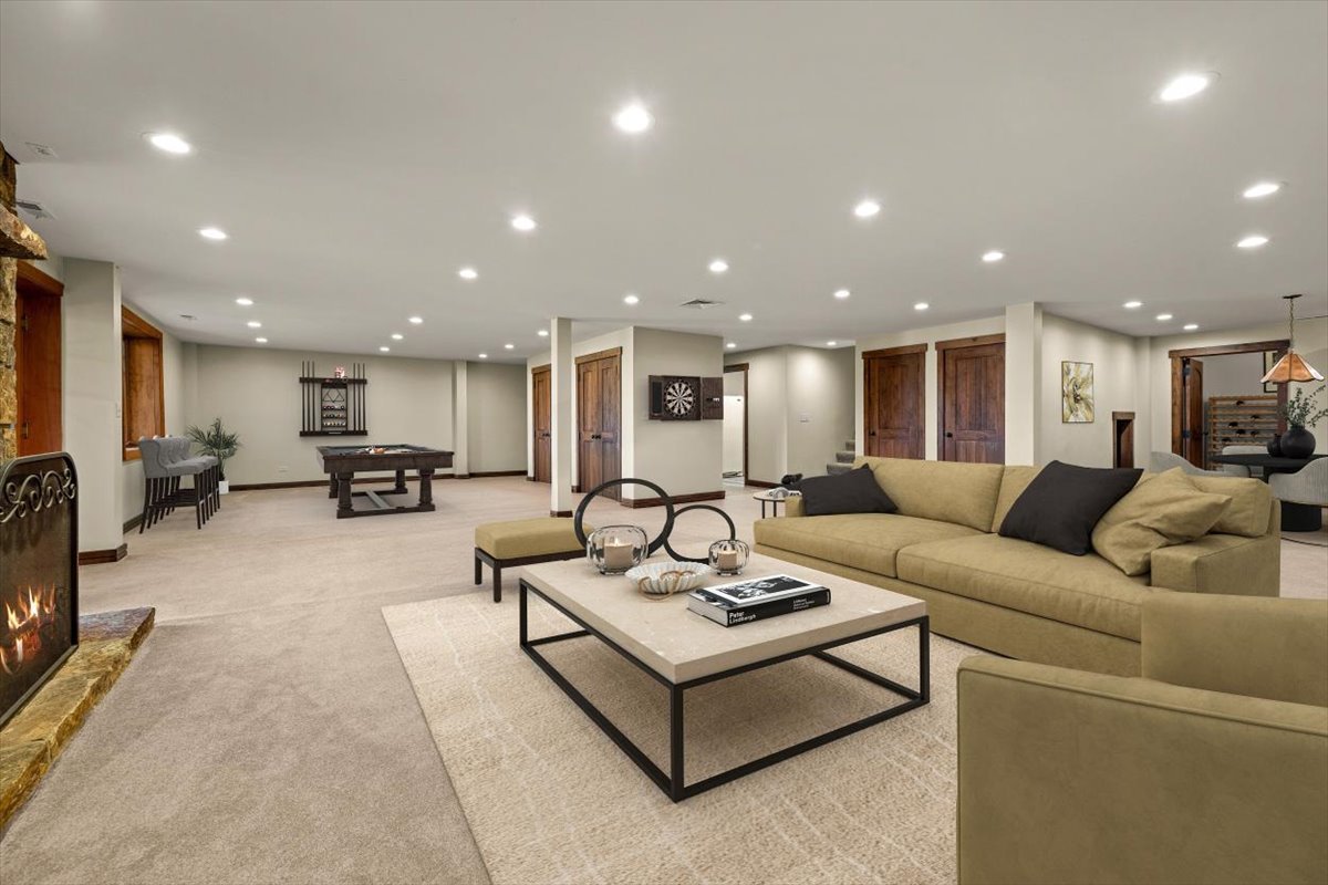 236 Steeplechase Road Barrington Hills, IL 60010 - Photo 46 of 69 a living room with furniture kitchen and a table
