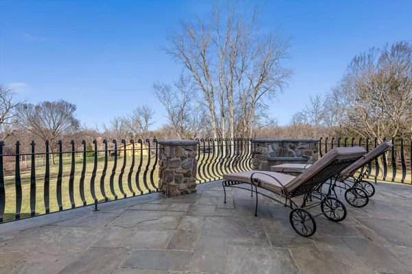$1,995,000 | 236 Steeplechase Road, Barrington Hills, IL 60010