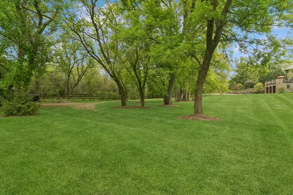 $1,995,000 | 236 Steeplechase Road, Barrington Hills, IL 60010