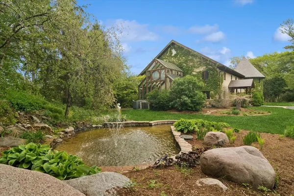 $1,995,000 | 236 Steeplechase Road, Barrington Hills, IL 60010