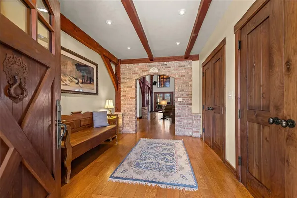 $1,995,000 | 236 Steeplechase Road, Barrington Hills, IL 60010