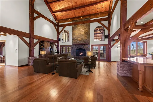 $1,995,000 | 236 Steeplechase Road, Barrington Hills, IL 60010