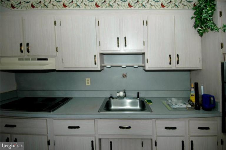 3007 Thomas Road Bryans Road, MD 20616 - Photo 9 of 13 Kitchen