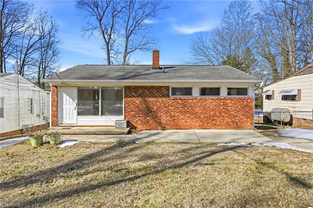 $155,000 | 206 Paramount Street, High Point, NC 27260