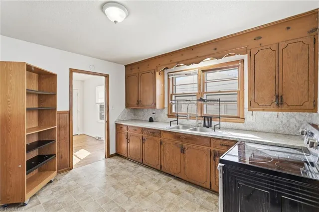 $155,000 | 206 Paramount Street, High Point, NC 27260