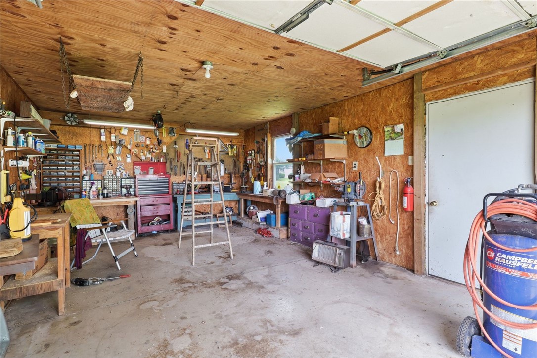4404 Emerson Road Canandaigua, NY 14424 - Photo 25 of 29